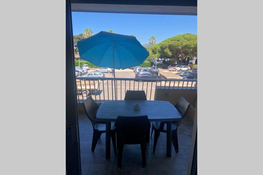 Studio Port De Hyeres Proche Des Plages Экстерьер фото